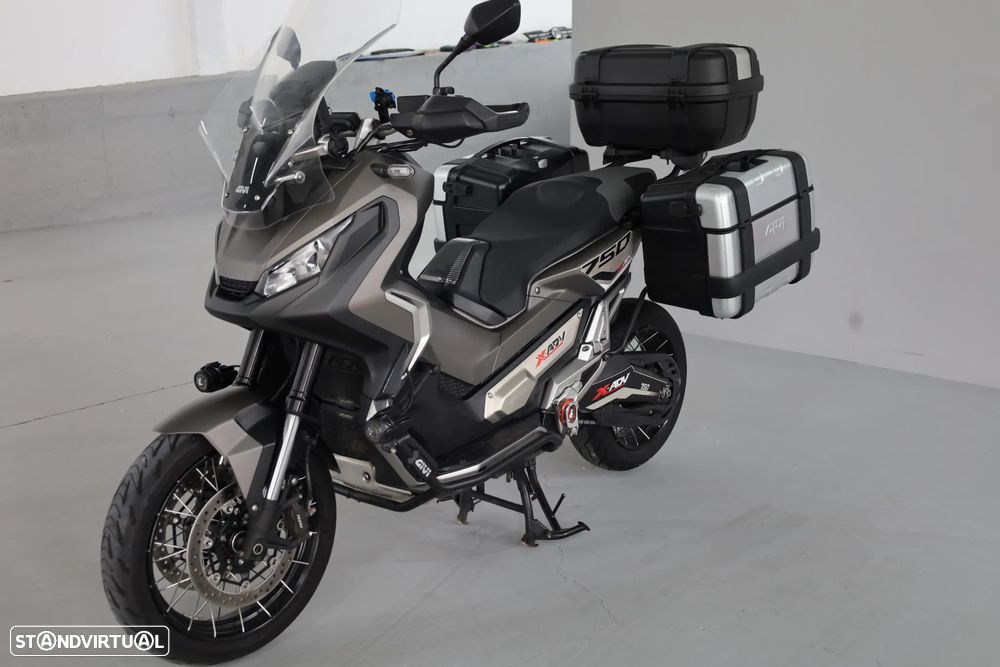 Honda X-ADV 750 - 14