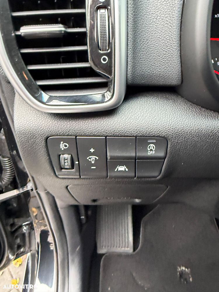 Kia Sportage 1.6 CRDI 2WD Eco-Dynamics+ (48V M-H) DCT Spirit - 10