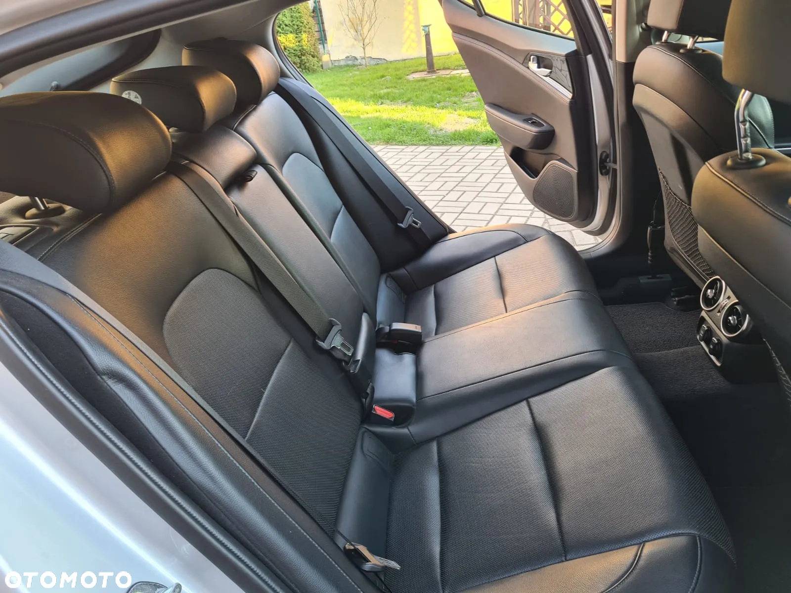 Kia Stinger 2.0 T-GDI GT Line - 4