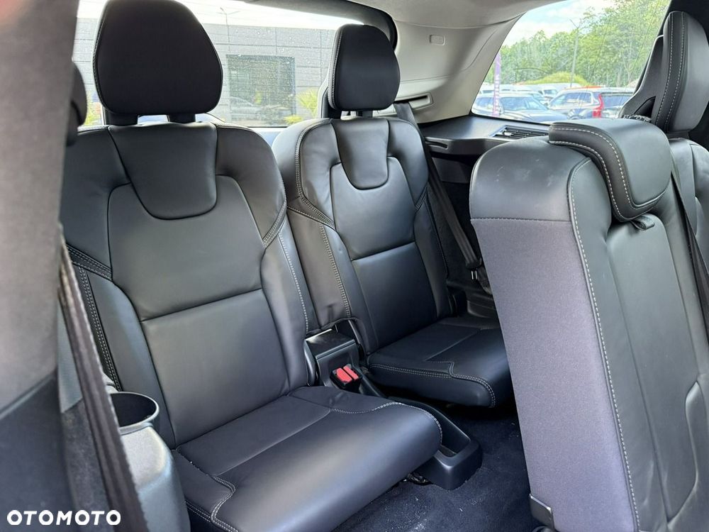 Volvo XC 90 - 24