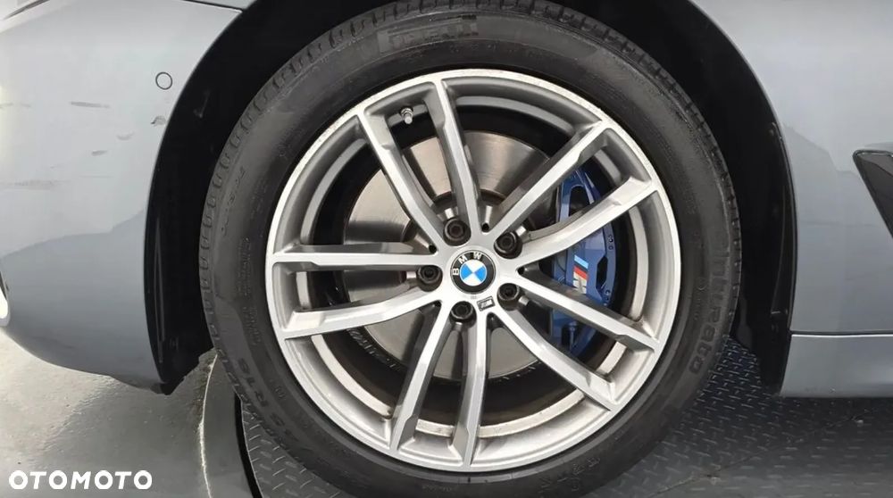 BMW Seria 5 530i xDrive M Sport sport - 6