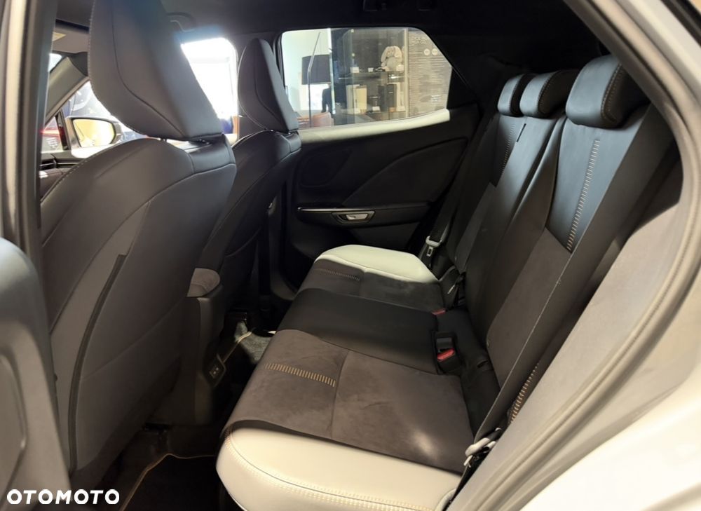 Lexus LBX 1.5 Hybrid Cool - 5