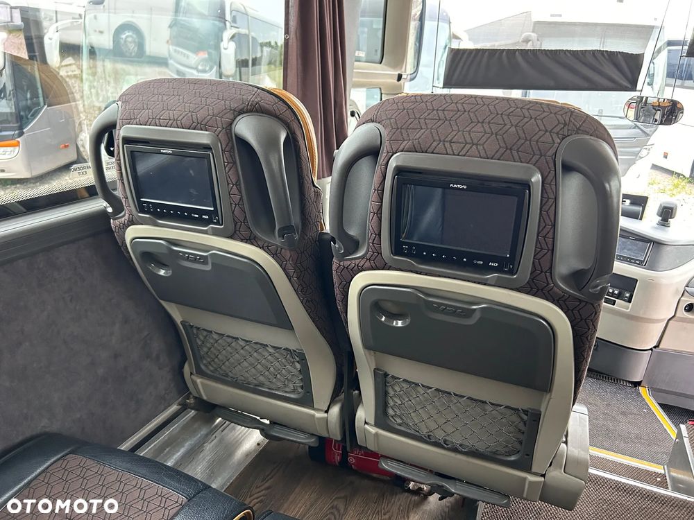 VDL FUTURA FHD2 - 32