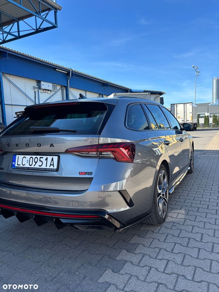 Skoda Octavia 2.0 TSI RS DSG - 5
