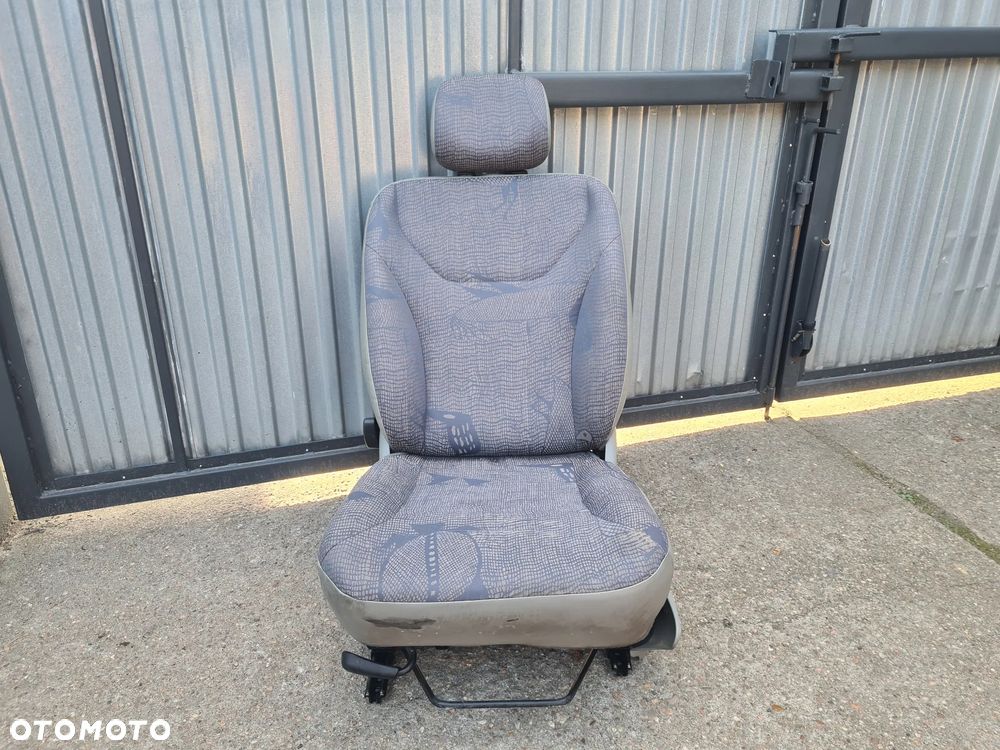 FOTEL KIEROWCY TRAFIC II, VIVARO ,PRIMASTAR 06-14 - 2
