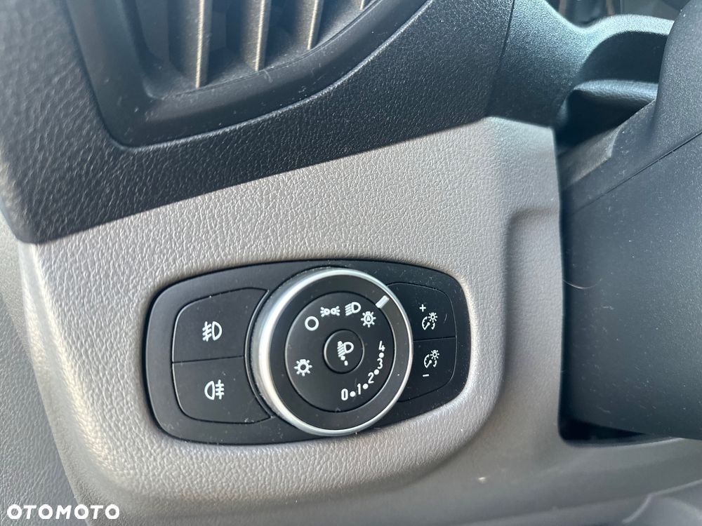 Ford Connect - 22