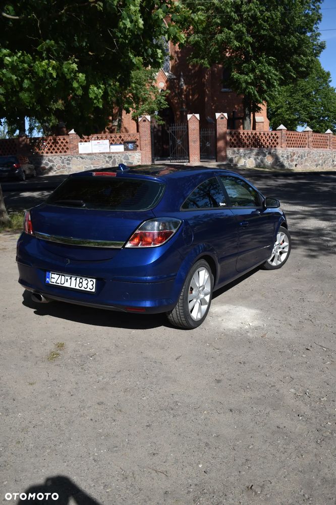 Opel Astra 2.0 T Sport - 4