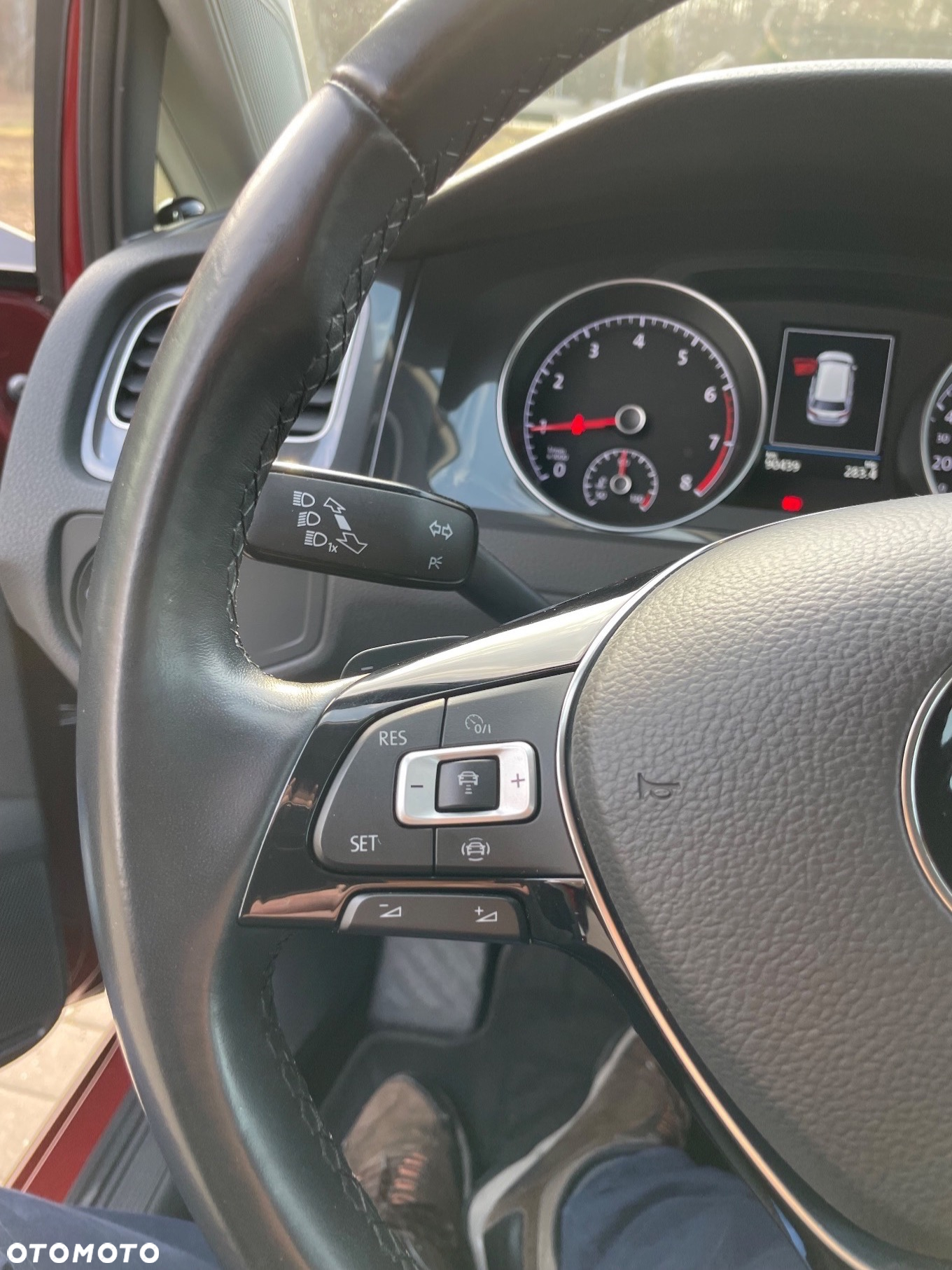 Volkswagen Golf VII 1.5 TSI BMT Evo Comfortline DSG - 9