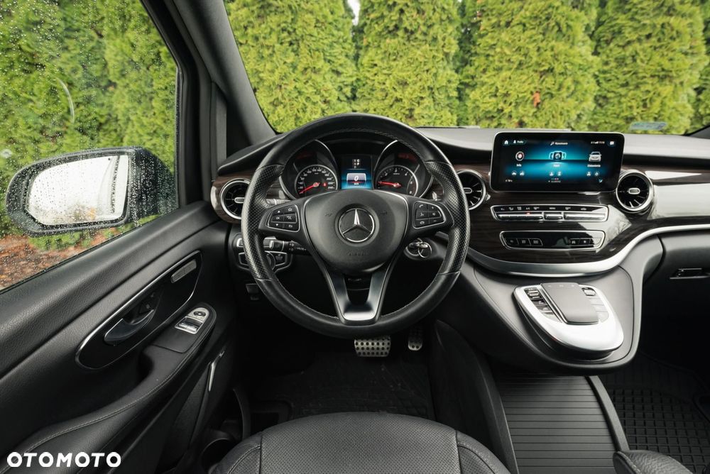 Mercedes-Benz Klasa V 300 d 4-Matic 9G-Tronic (d³ugi) - 11