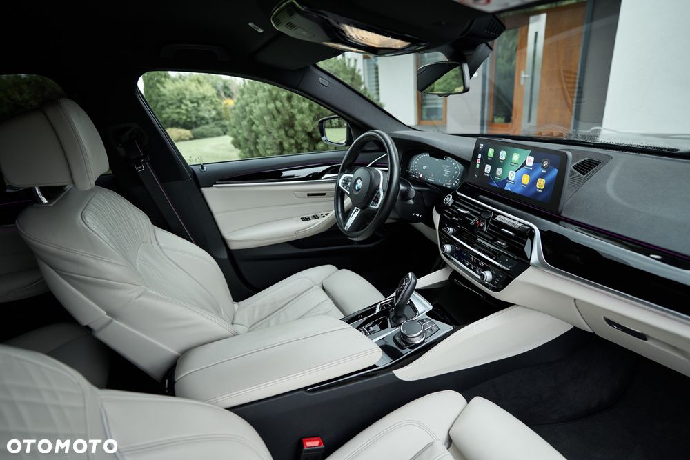 BMW Seria 5 520d xDrive MHEV M Sport sport - 37