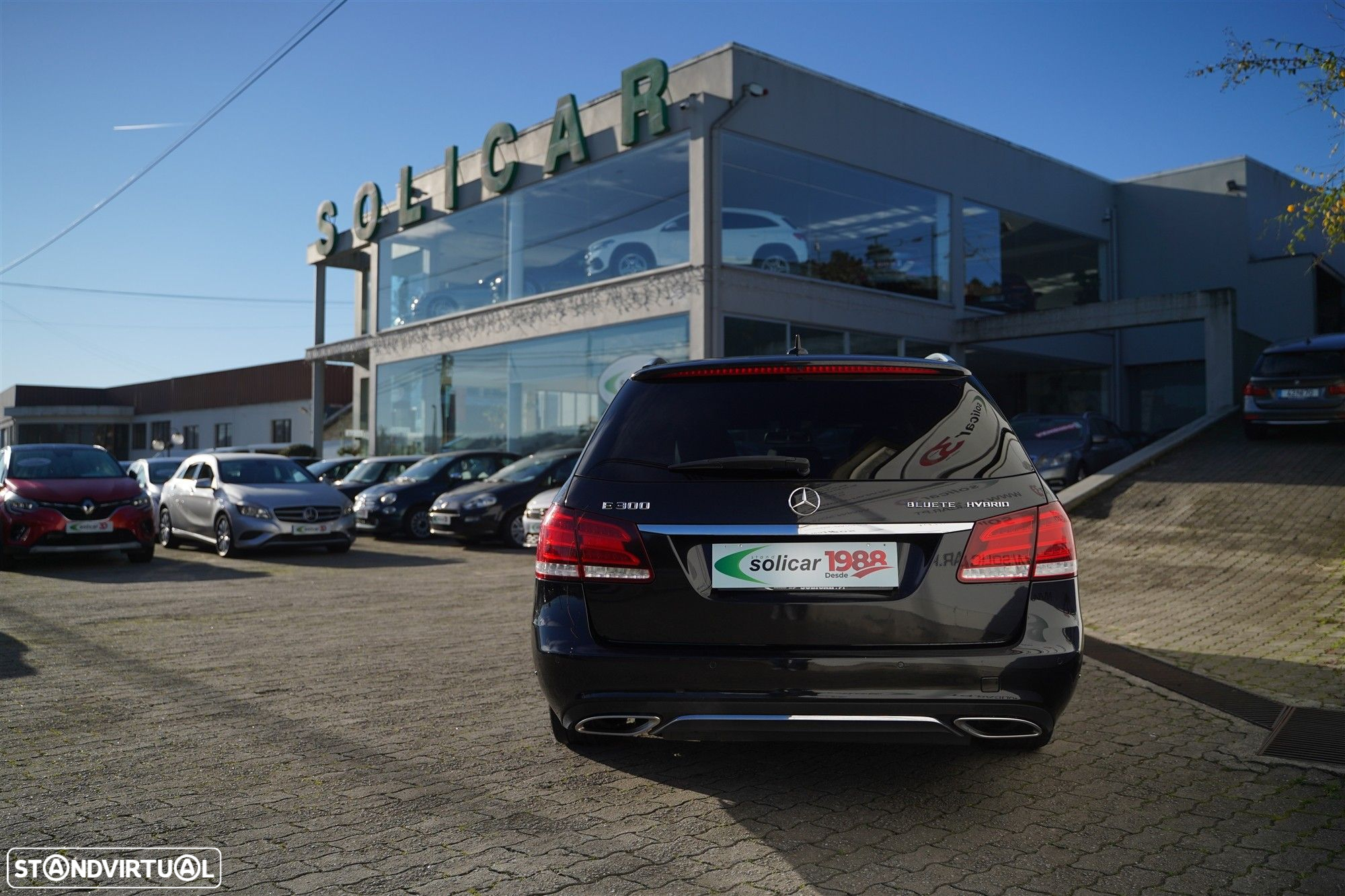 Mercedes-Benz E 300 Bluetec Hybrid Avantgarde - 4