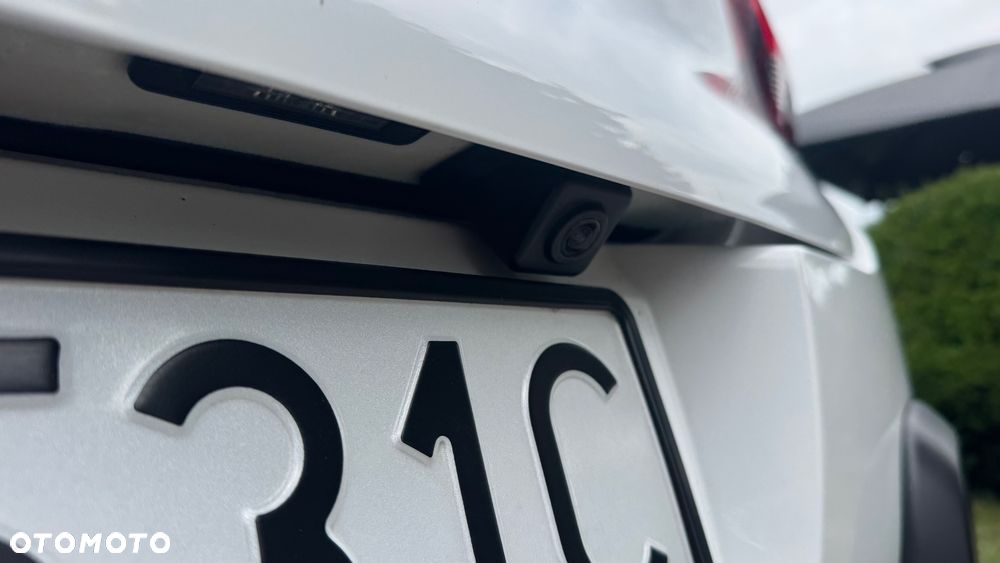 Citroën C3 1.2 PureTech Shine S&S EAT6 - 8