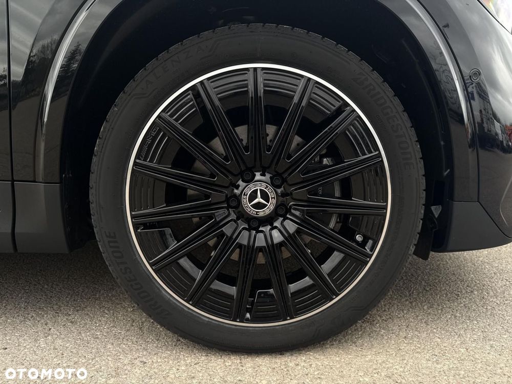 Mercedes-Benz GLA - 27