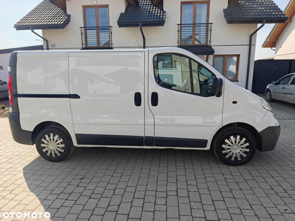 Opel Vivaro - 6