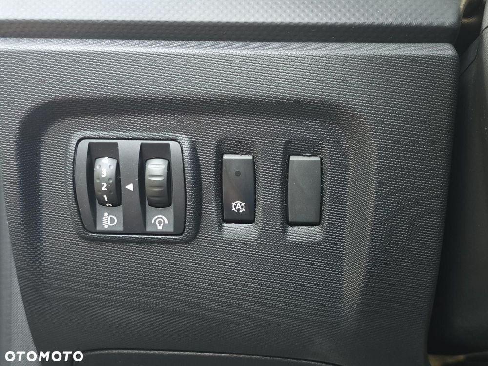 Renault Captur 1.2 TCe Intens EDC - 13