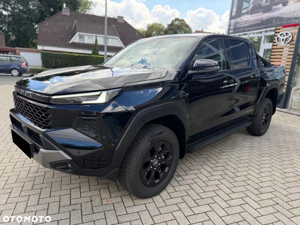 Toyota Hilux - 3