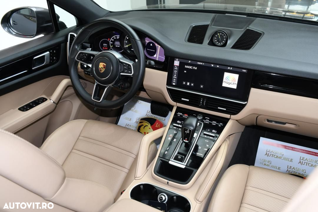 Porsche Cayenne Coupe E-Hybrid Tiptronic S Platinum Edition - 3