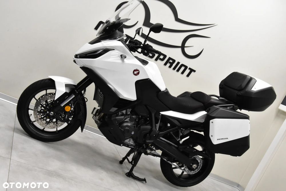 Honda NT - 8