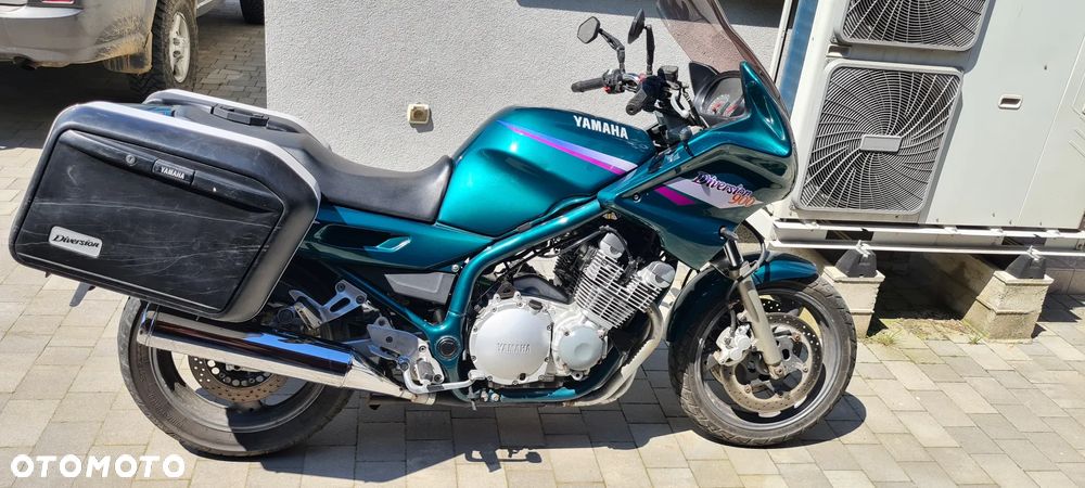 Yamaha XJ - 8