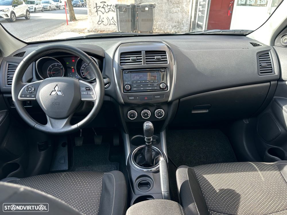 Mitsubishi ASX 1.8 DI-D Instyle - 12