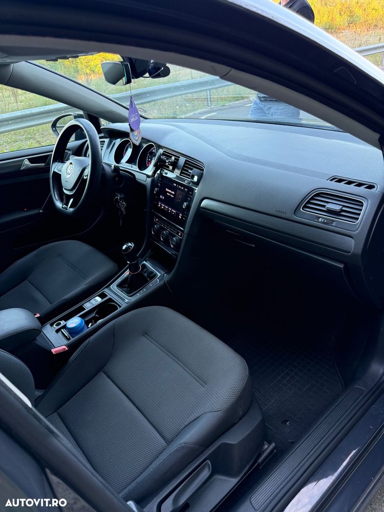 Volkswagen Golf 2018 photo 5