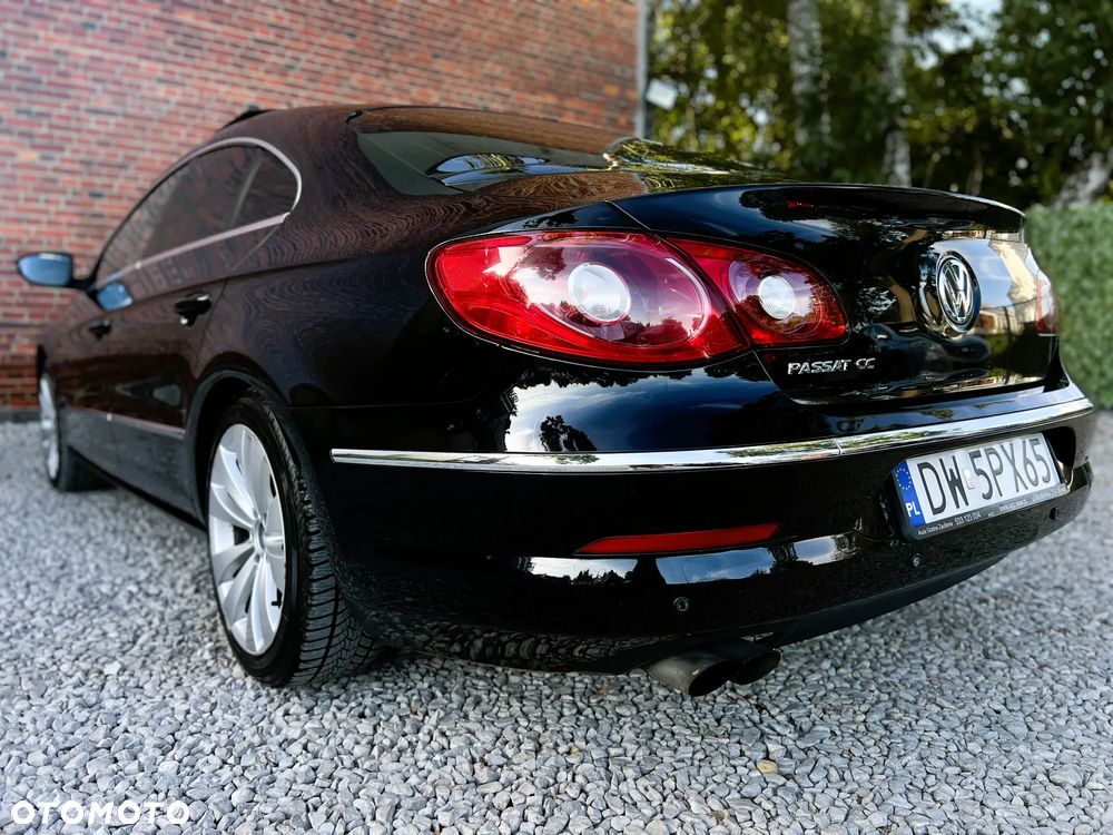 Volkswagen Passat - 38