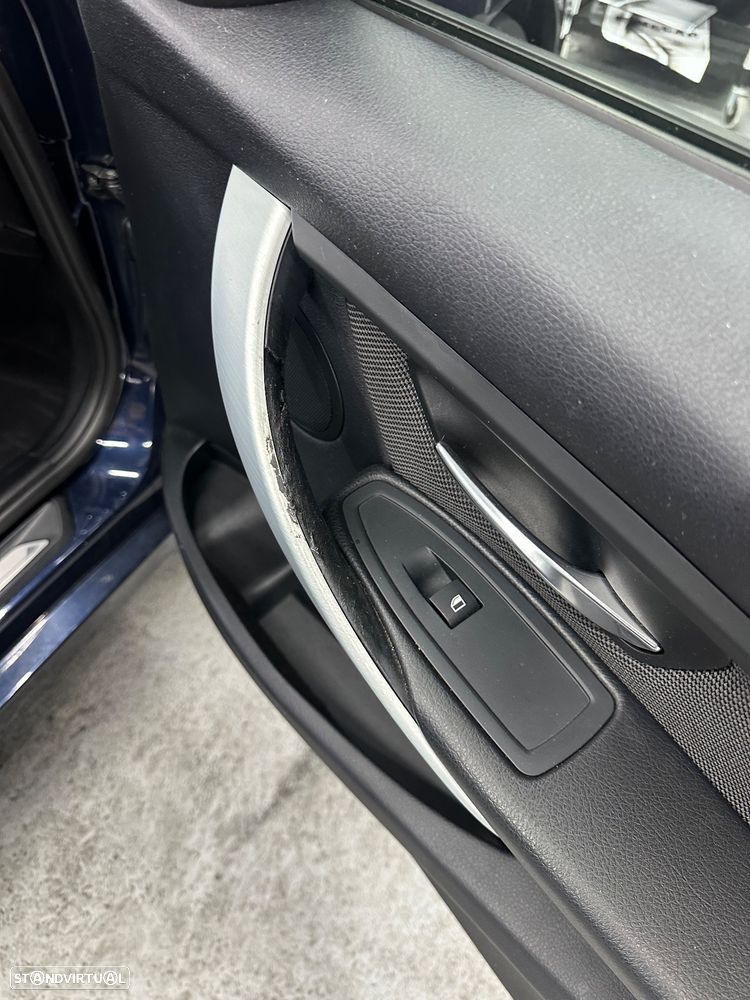 Porsche Macan Electric Turbo - 25