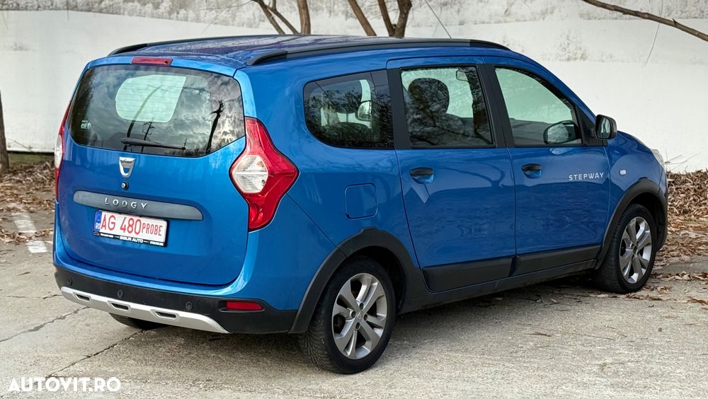 Dacia Lodgy TCe 115 Stepway - 11