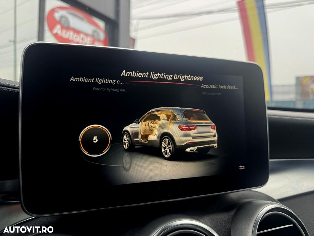 Mercedes-Benz GLC - 30