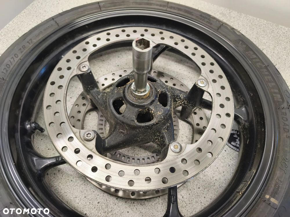 Felga przód, przednia, koło, tarcze hamulcowe, ośka przód Triumph Trident 660 2022 - 8