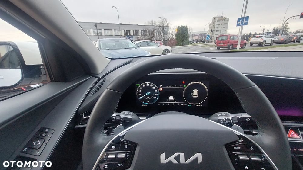 Kia Niro 1.6 GDI Hybrid Business Line - 13
