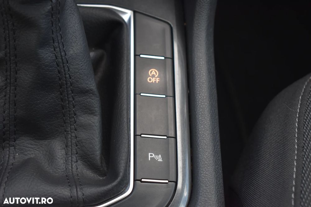 Volkswagen Tiguan 2.0 TDI SCR 4MOTION (BlueMotion Techn.) DSG Comfortline - 34