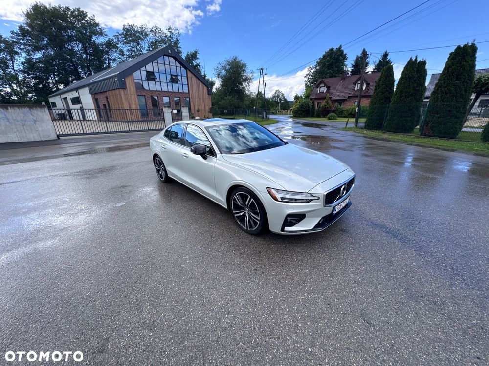 Volvo S60 T6 AWD R-Design - 4