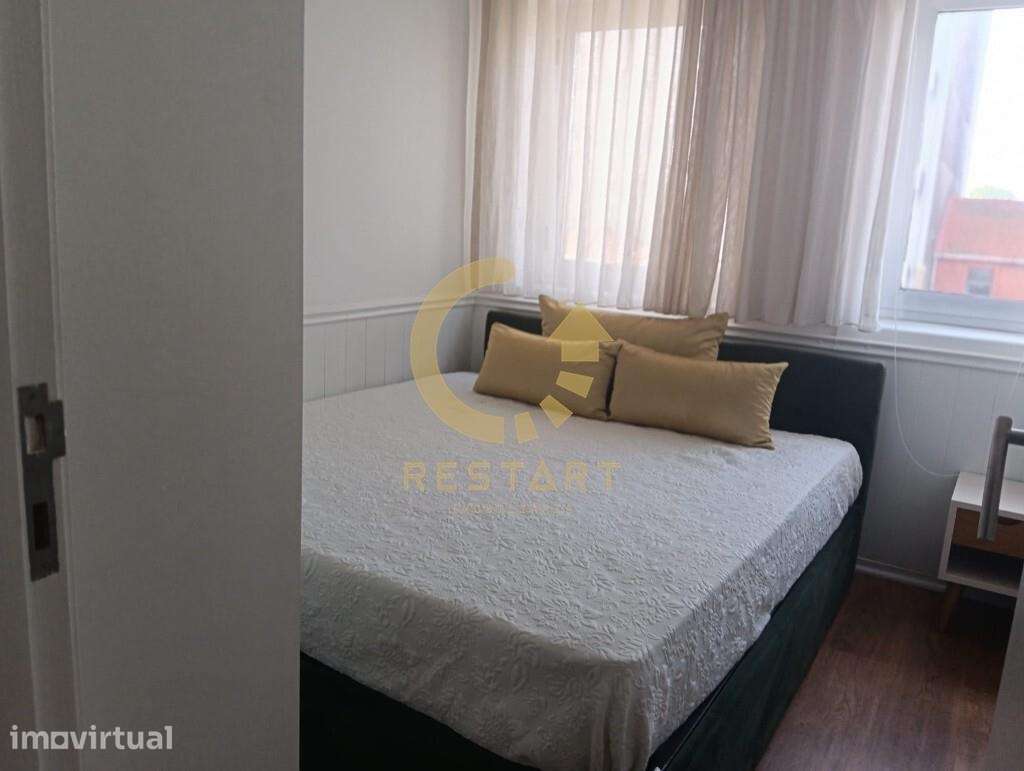 Apartamento T1 Premium na Avenida da Boavista – Estado Irrepreensível - Grande imagem: 2/25