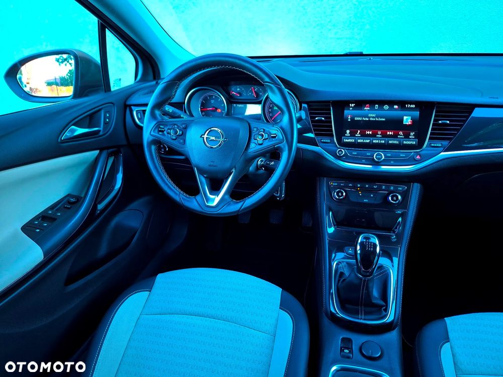 Opel Astra 1.4 Turbo Innovation - 28