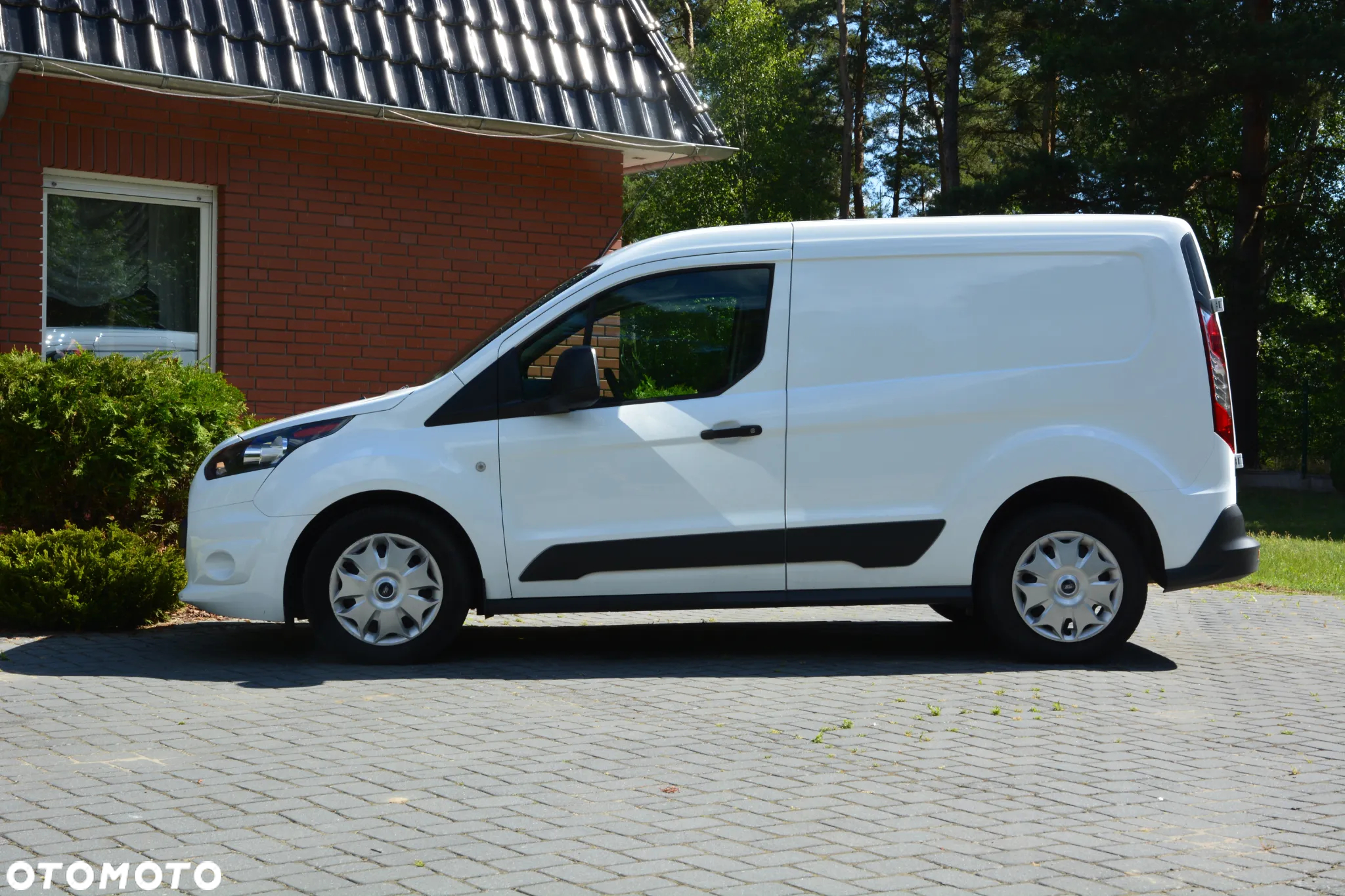 Ford Transit Connect - 8