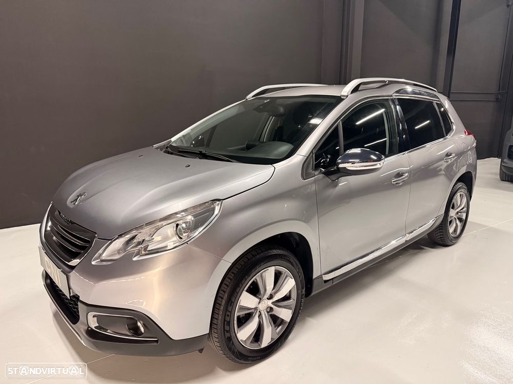 Peugeot 2008 1.2 VTi Allure - 1