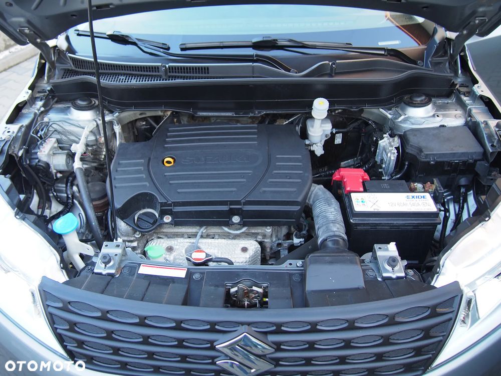 Suzuki Vitara 1.6 Elegance 2WD - 23