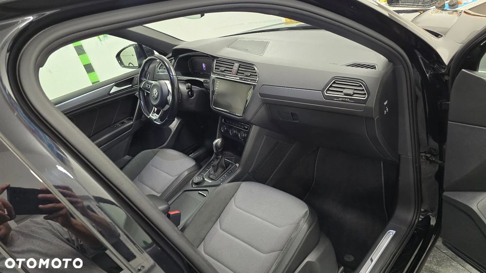 Volkswagen Tiguan - 22