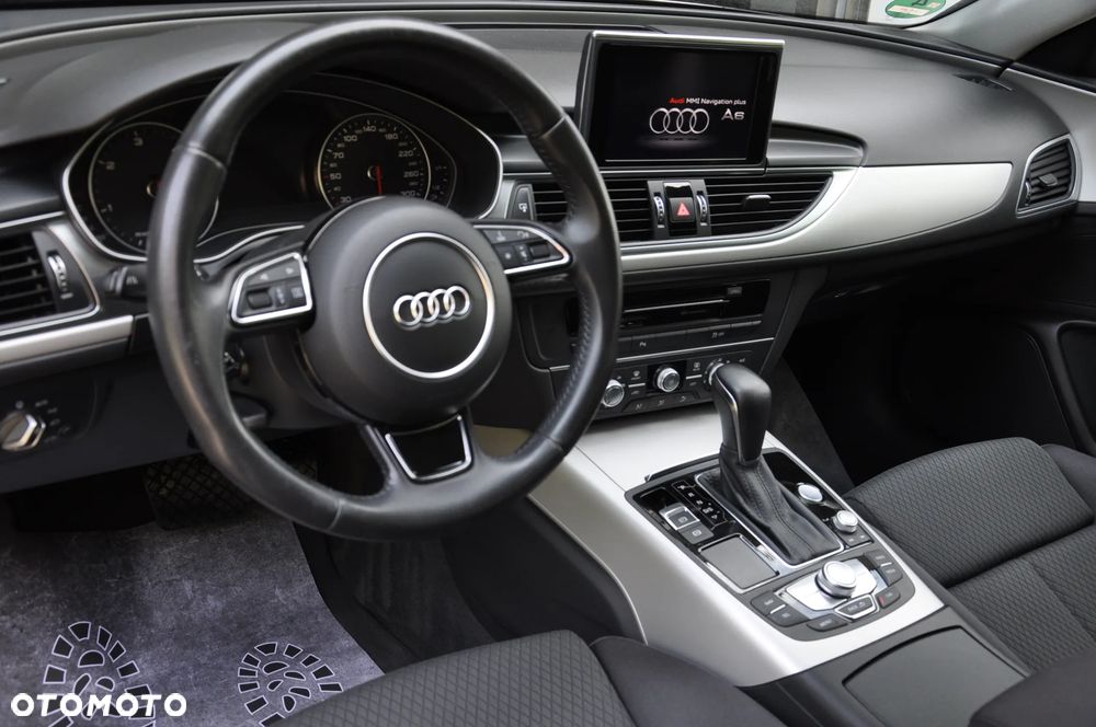 Audi A6 Avant 2.0 TDI Ultra DPF S tronic - 14