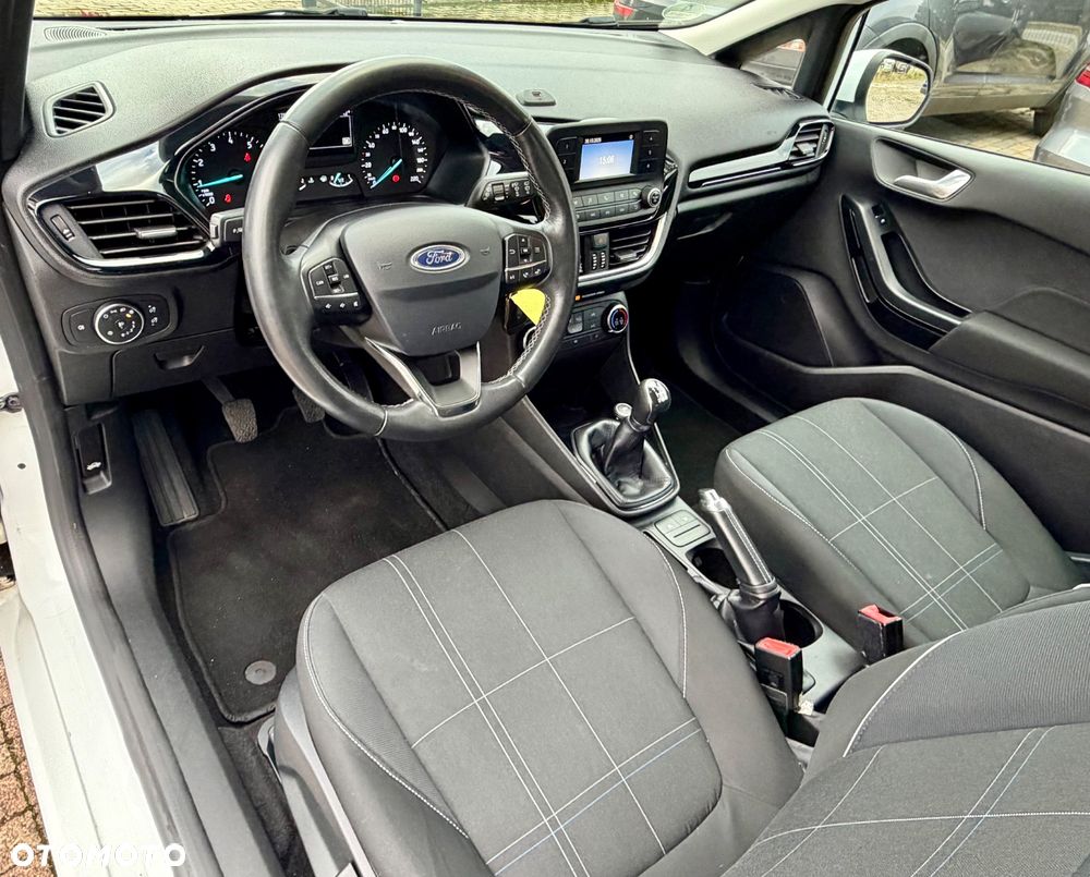 Ford Fiesta 1.1 S&S COOL&CONNECT - 10