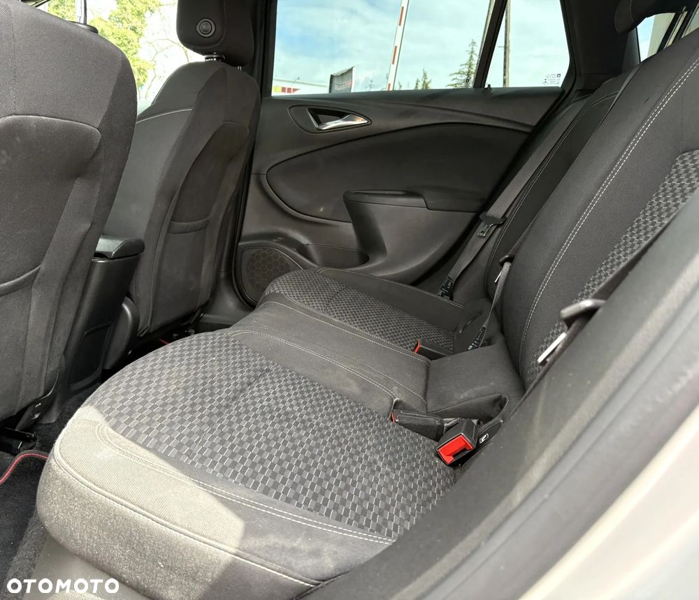 Opel Astra 1.4 T Dynamic - 22