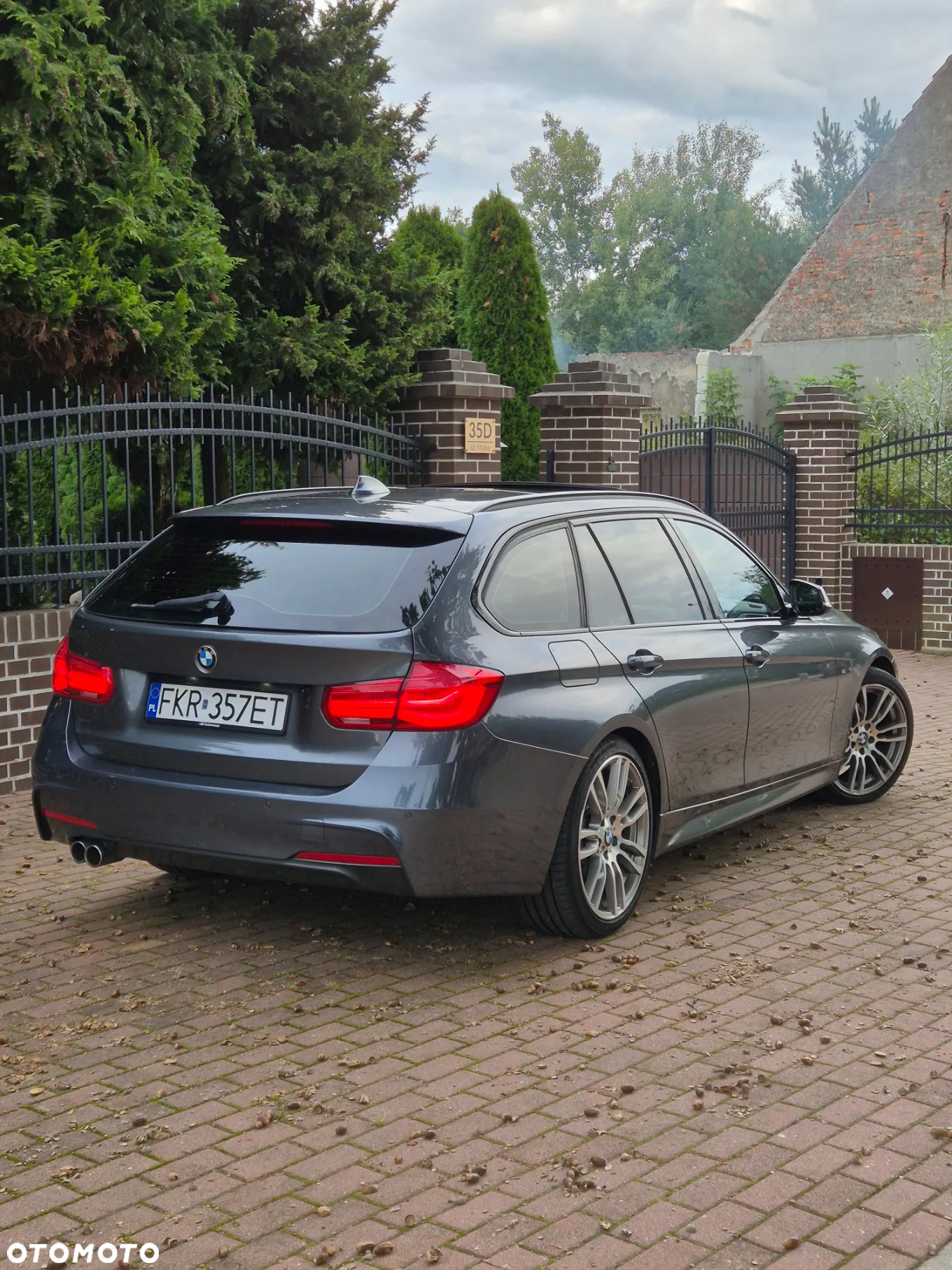 BMW Seria 3 320d Touring Edition M Sport Shadow - 3