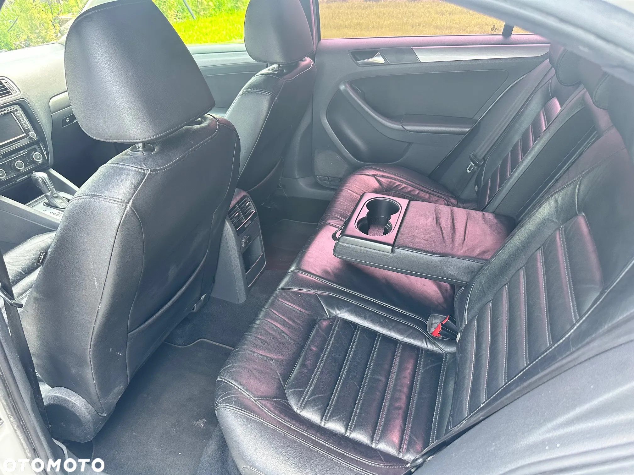 Volkswagen Jetta 2.0 TDI DPF Comfortline DSG - 9