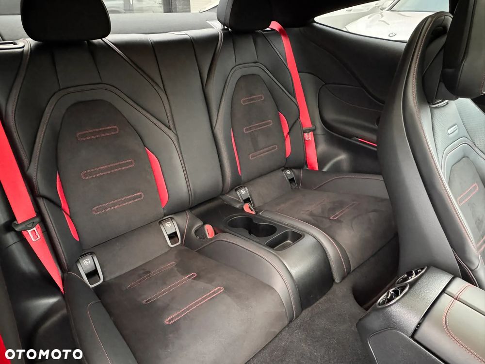 Mercedes-Benz CLE Mercedes-AMG 53 4MATIC+ AMG SPEEDSHIFT TCT 9G - 18