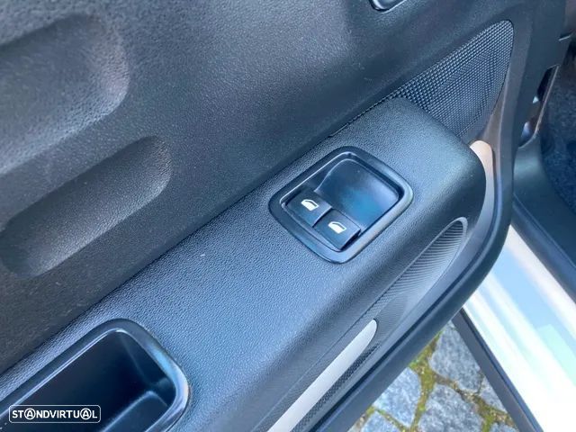 Citroën C3 1.2 PureTech C-Series - 24