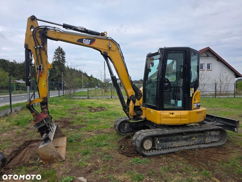 Caterpillar CAT 305 - 5