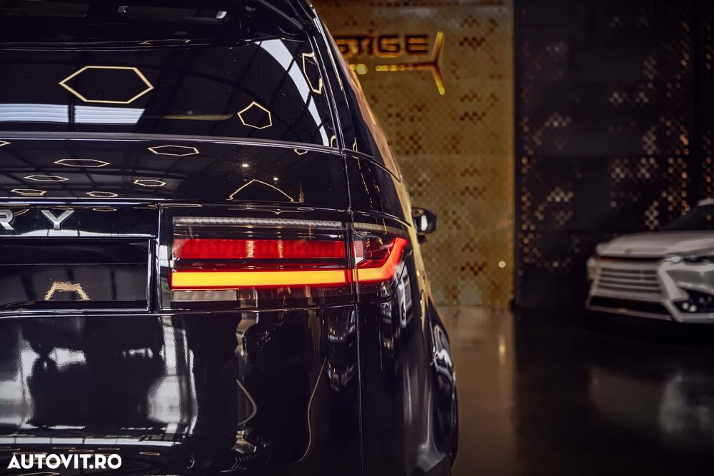 Land Rover Discovery 3.0D 250 MHEV R-Dynamic HSE - 40