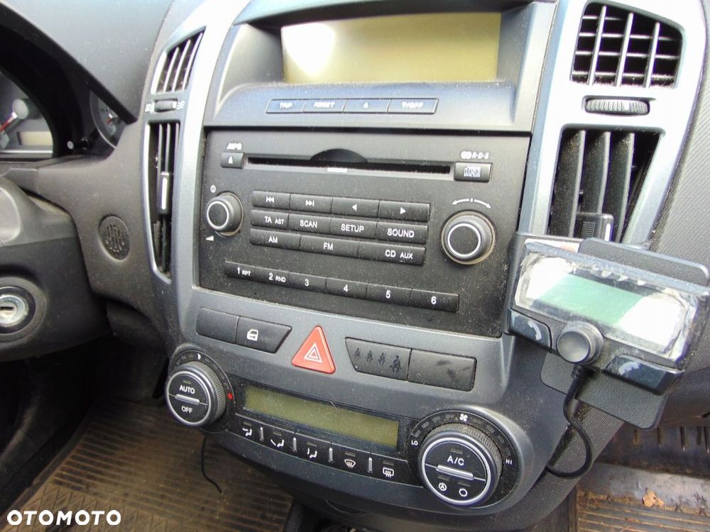 RADIO CD MP3 FABRYCZNE ORYGINALNE KIA CEED I - 1