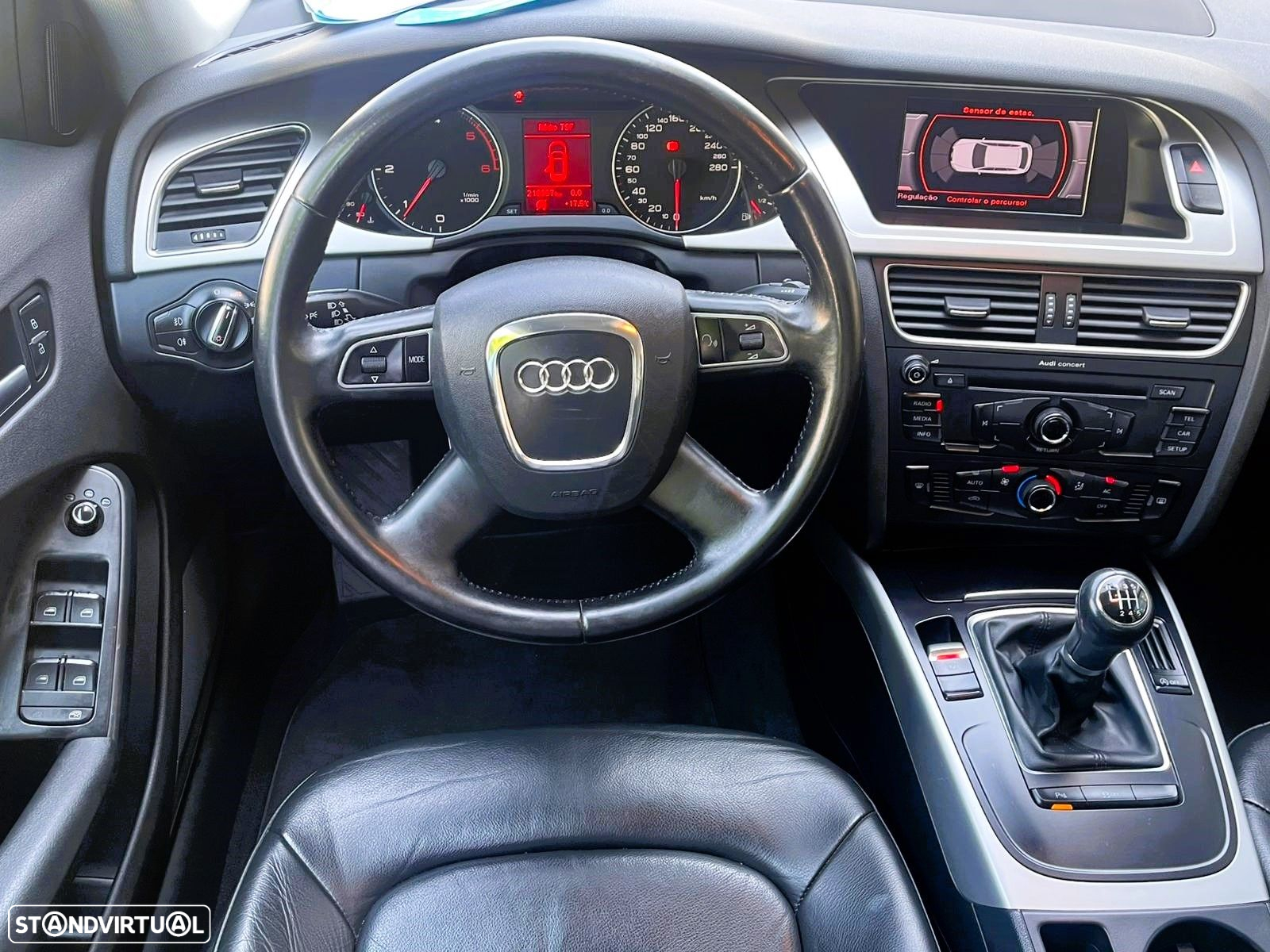 Audi A4 Avant - 30